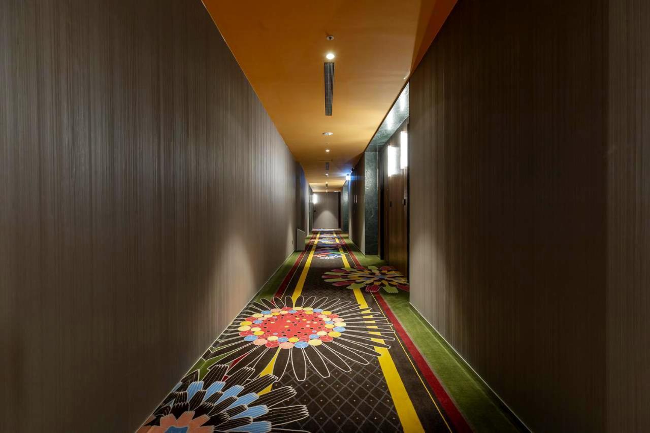 Inhouse Hotel Grand Taichung Eksteriør bilde